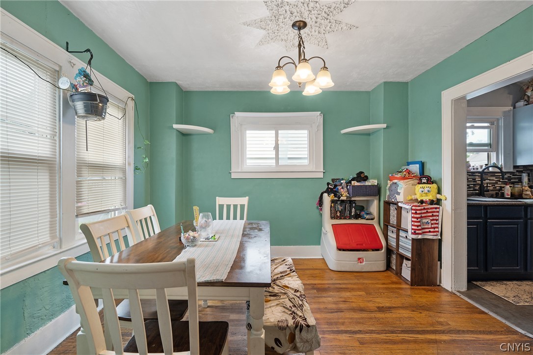 358 Roxford Road North Salina, NY 13208 - Photo 8 of 34