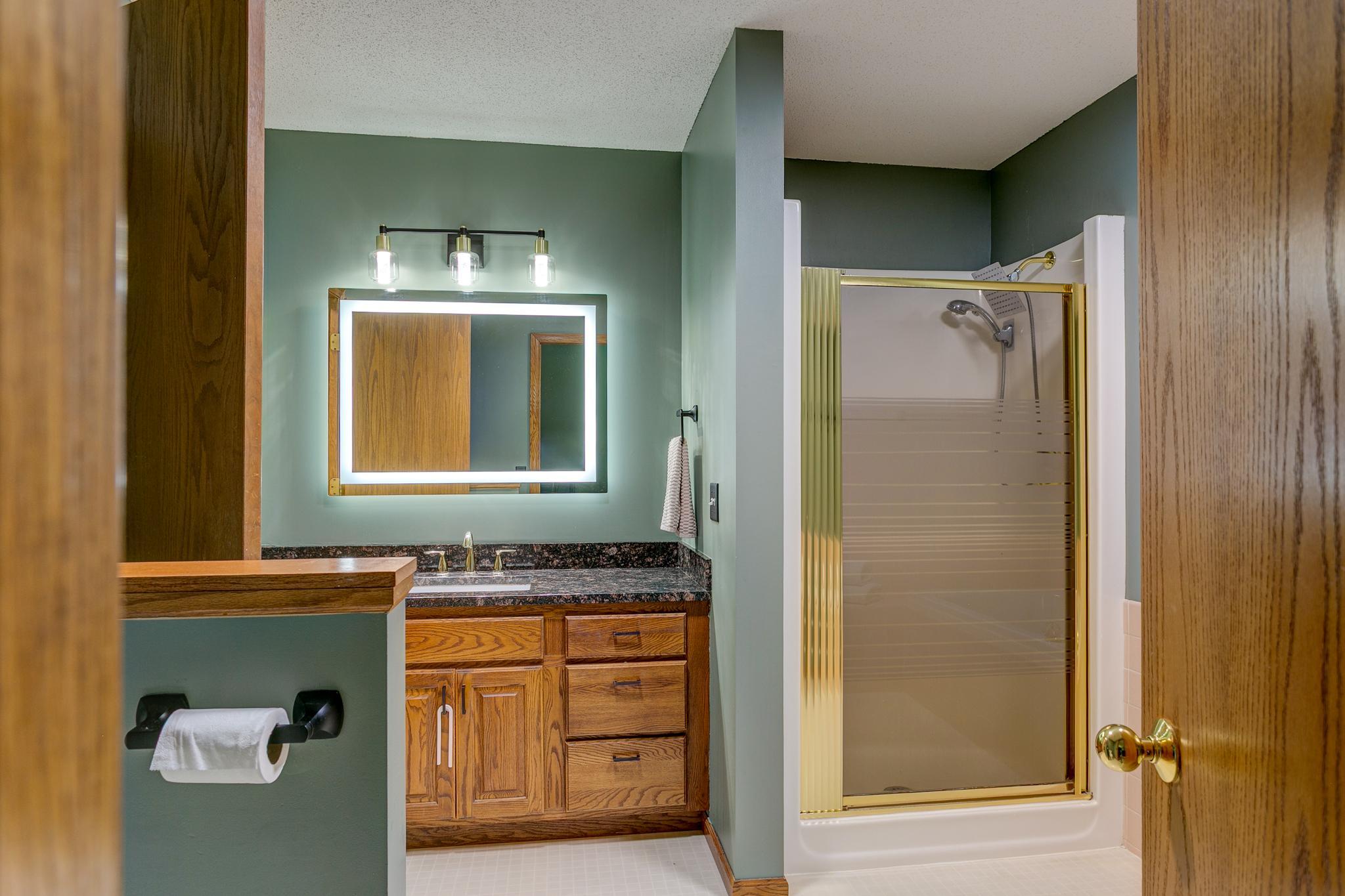 7488 Newbury Road Woodbury, MN 55125 - Photo 22 of 39