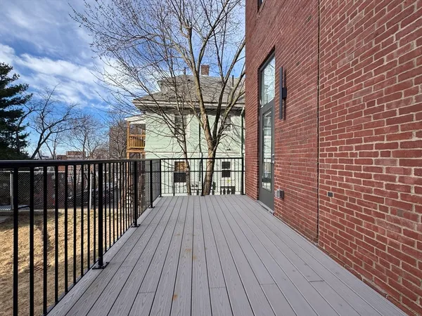 $4,000 | 70 Parker Hill Avenue, Unit 105, Boston, MA 02120