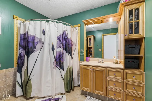 $225,000 | 1905 South Spruce Street, Muncie, IN 47302