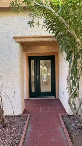 $2,140 | 8215 Violet Meadow Court, Las Vegas, NV 89117