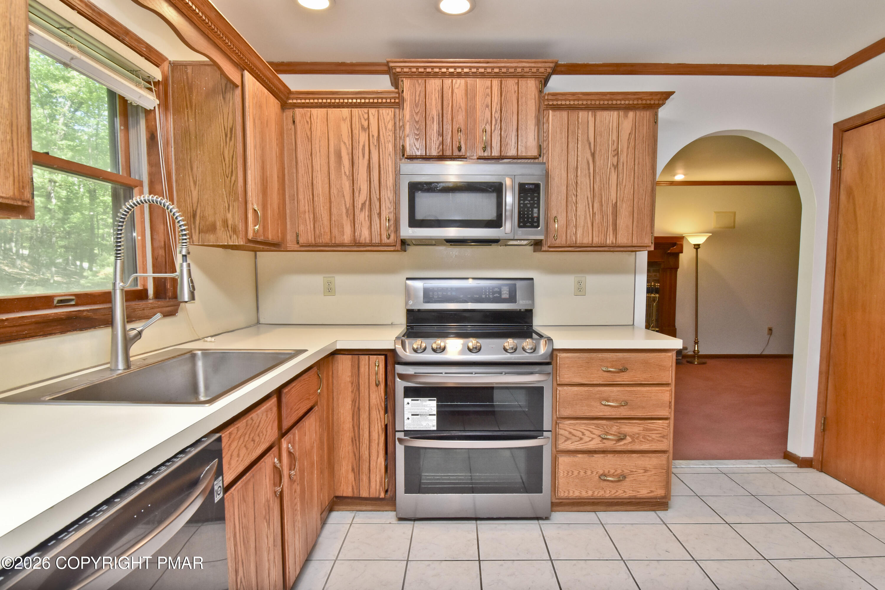 1220 Kroucher Road Stroudsburg, PA 18360 - Photo 13 of 57 4 Kitchen (3)