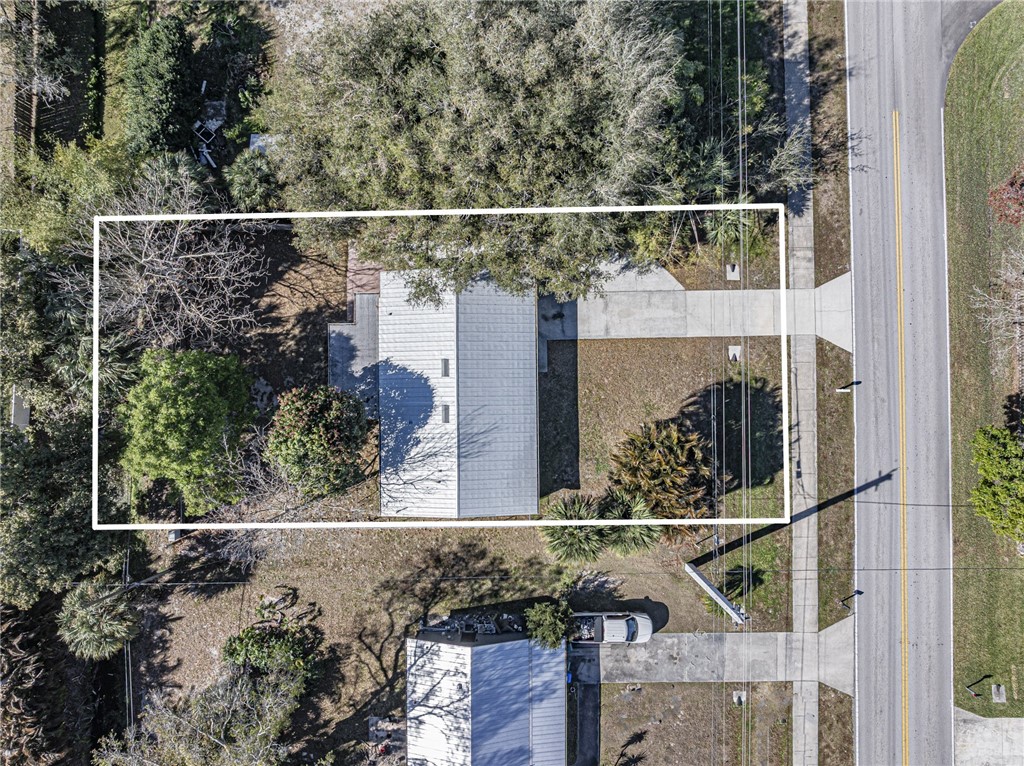 1331 Barber Street Sebastian, FL 32958 - Photo 31 of 32 a view of a house with a window