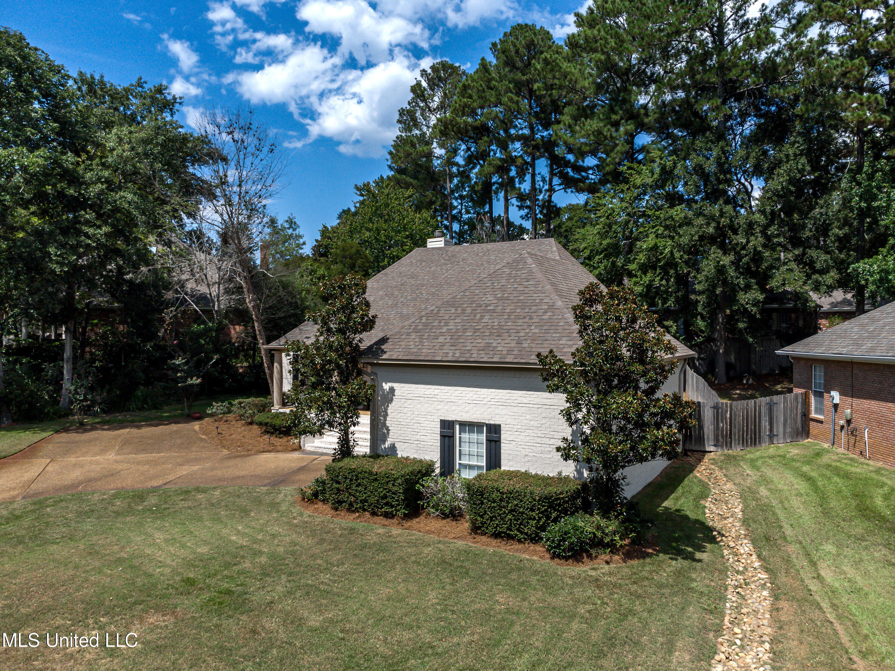 436 Ridge Circle Brandon, MS 39047 - Photo 72 of 84 436 Ridge Cir Drone-2
