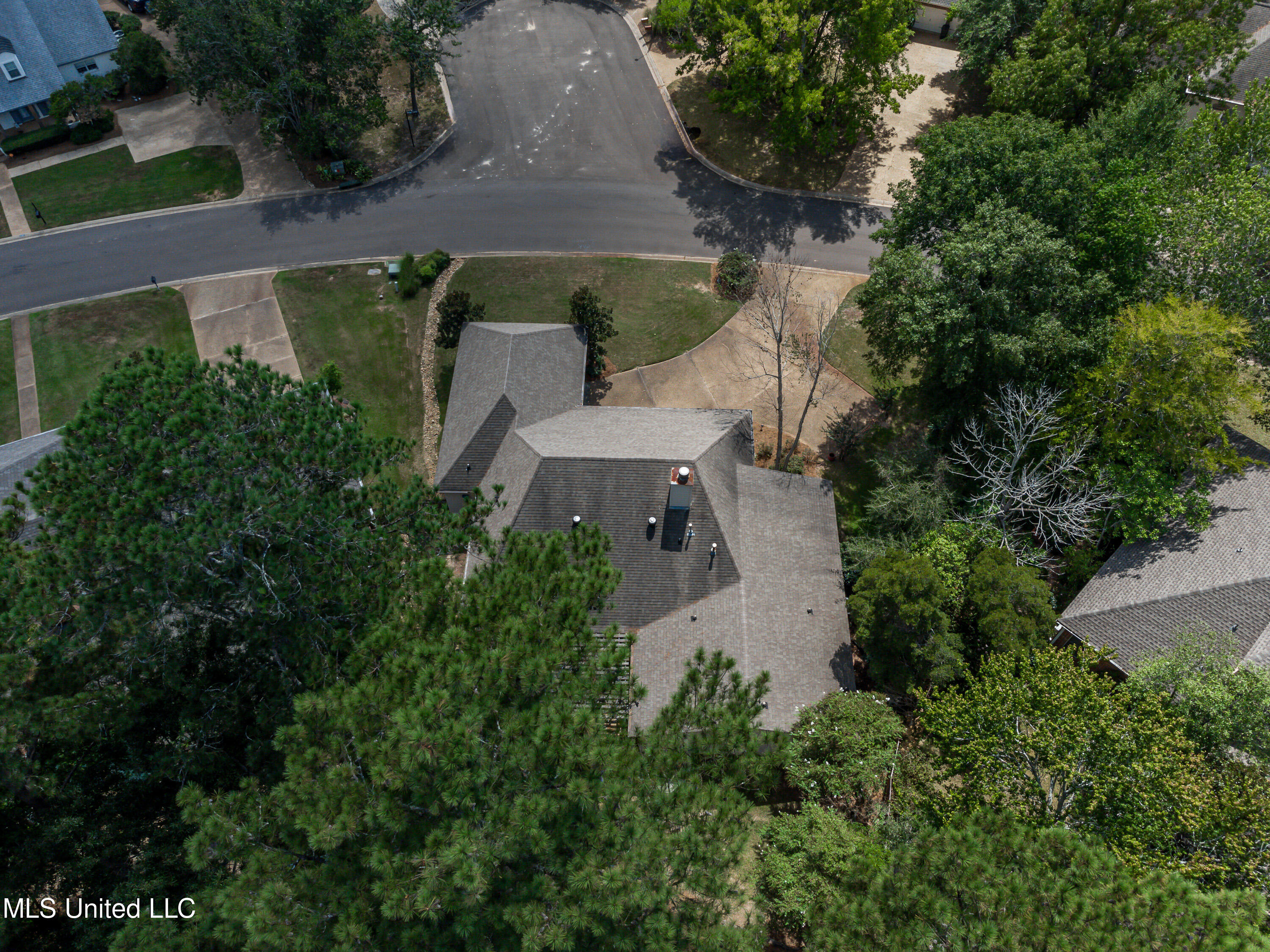 436 Ridge Circle Brandon, MS 39047 - Photo 77 of 84 436 Ridge Cir Drone-7