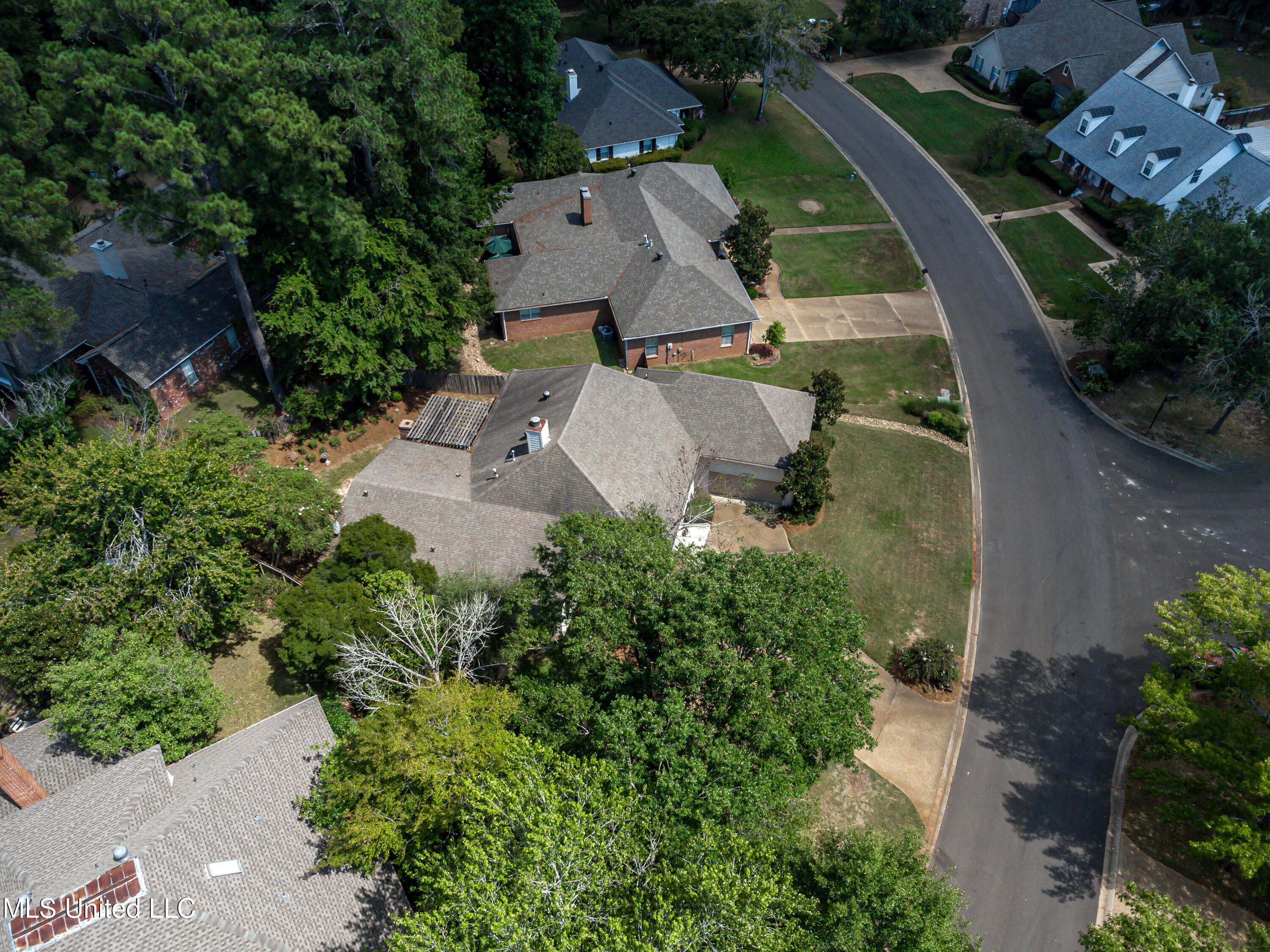 436 Ridge Circle Brandon, MS 39047 - Photo 79 of 84 436 Ridge Cir Drone-9