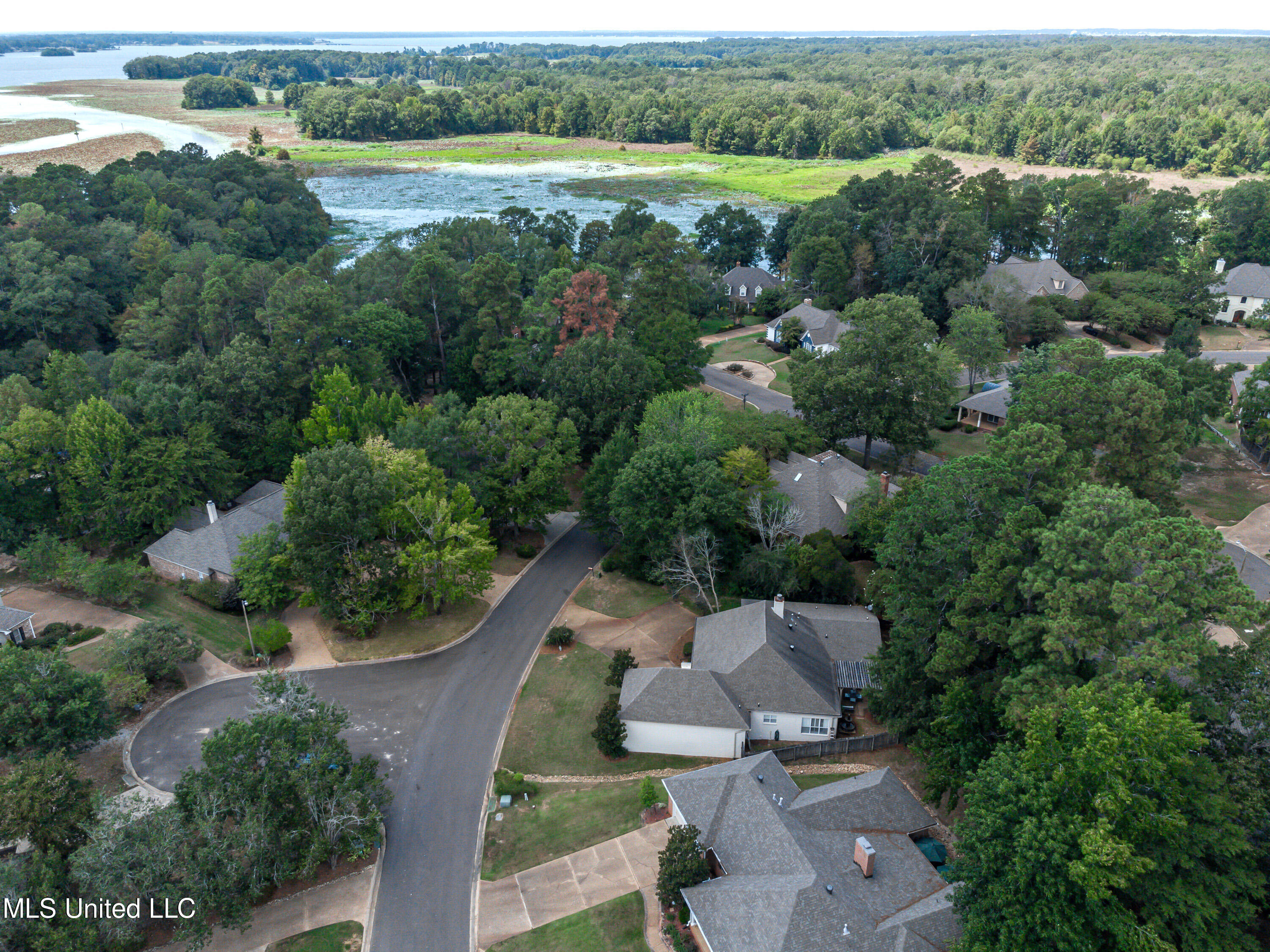 436 Ridge Circle Brandon, MS 39047 - Photo 83 of 84 436 Ridge Cir Drone-13