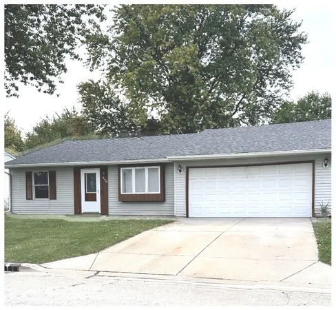 $325,000 | 949 Mosby Court, Joliet, IL 60431