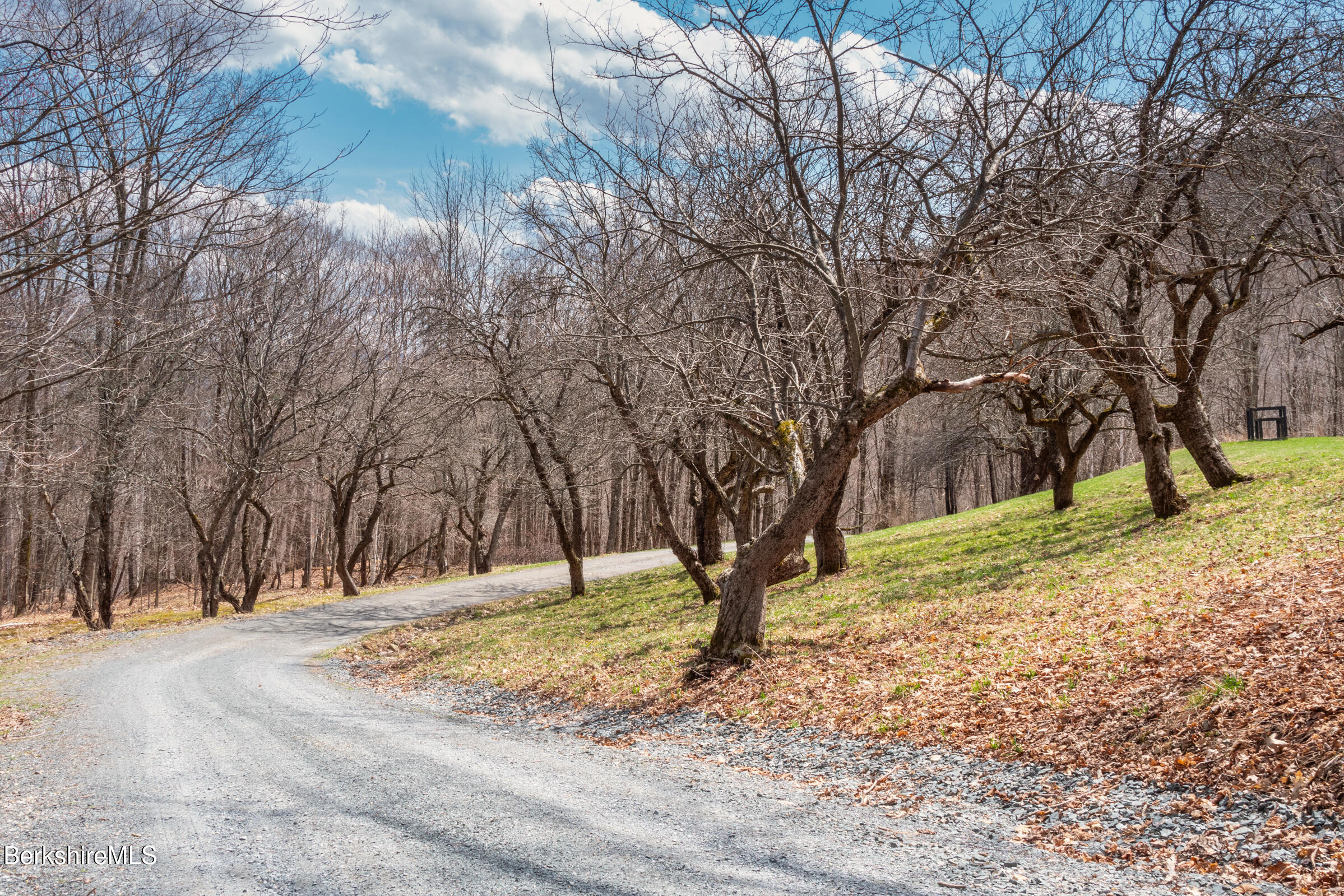 400 Rathbun Road Hancock, MA 01267 - Photo 56 of 62 60