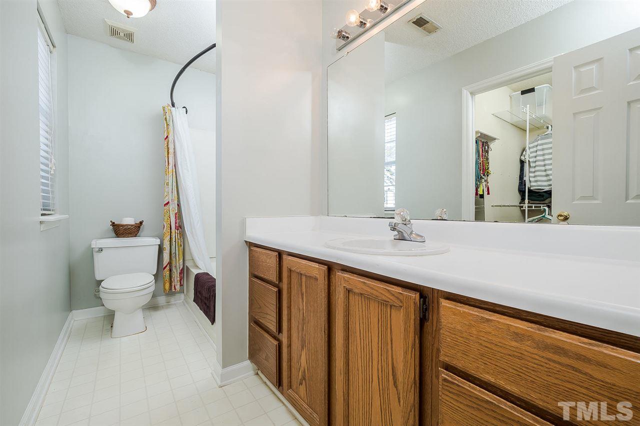 1036 Mills Street Raleigh, NC 27608 - Photo 14 of 25
