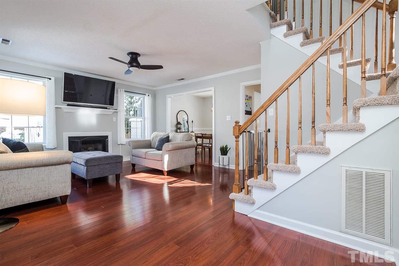 1036 Mills Street Raleigh, NC 27608 - Photo 5 of 25