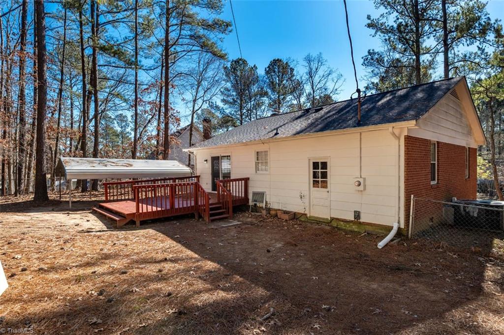 5108 McCormick Road Durham, NC 27713 - Photo 20 of 21 back and side yard