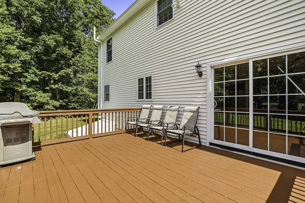 2 Madisyn Avenue Rutland, MA 01543 - Photo 11 of 42