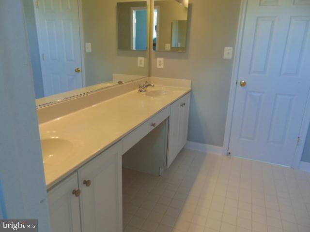 12127 Cypress Spring Road Clarksburg, MD 20871 - Photo 22 of 27 3rd full bath