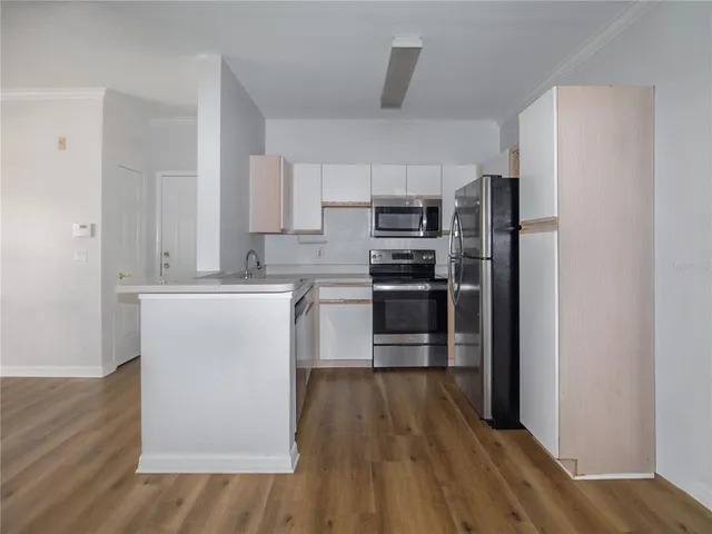 $1,450 | 2544 Robert Trent Jones Drive, Unit 822, Orlando, FL 32835