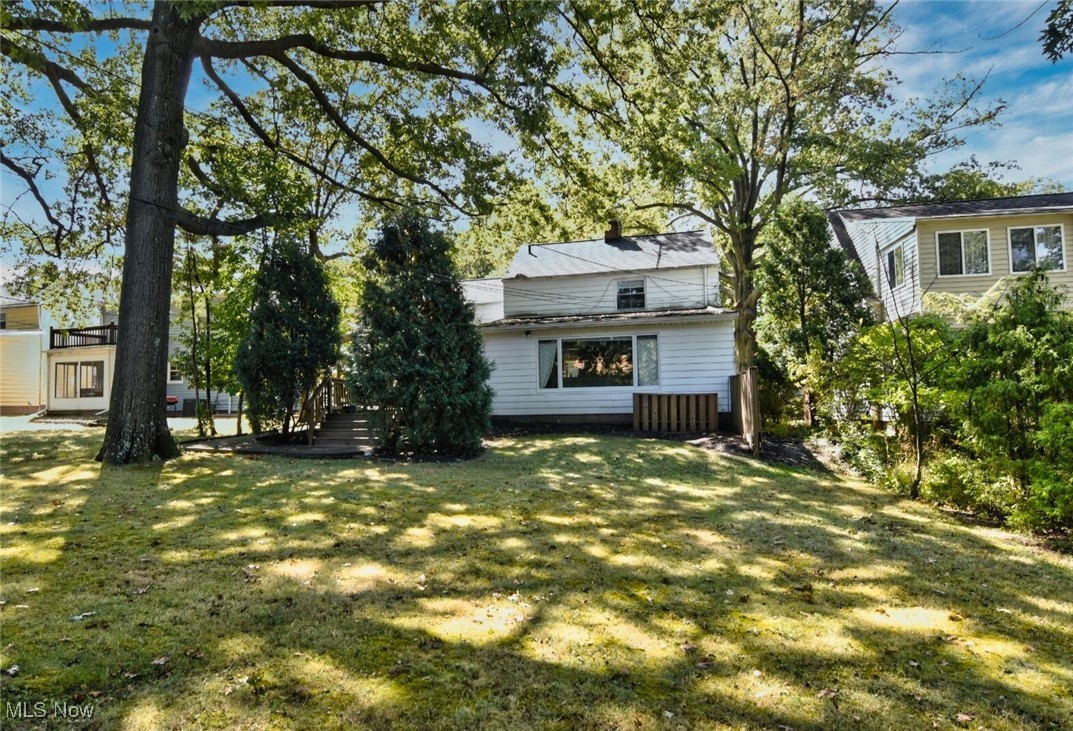 3679 Fenley Road Cleveland Heights, OH 44121 - Photo 42 of 45 View of green lawn