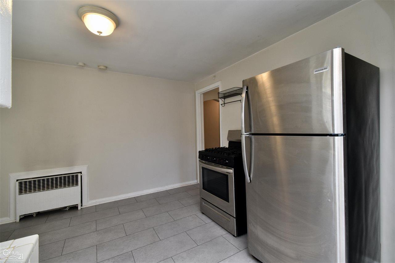131 Muir Road Grosse Pointe Farms, MI 48236 - Photo 8 of 21