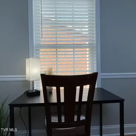 $2,500 | 169 East Grande Avenue, Unit 401, Johnson City, TN 37601