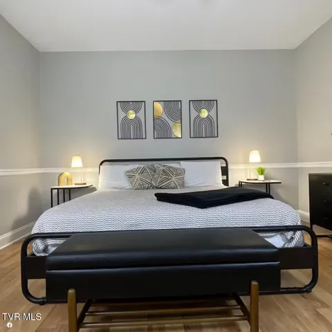 $2,500 | 169 East Grande Avenue, Unit 401, Johnson City, TN 37601