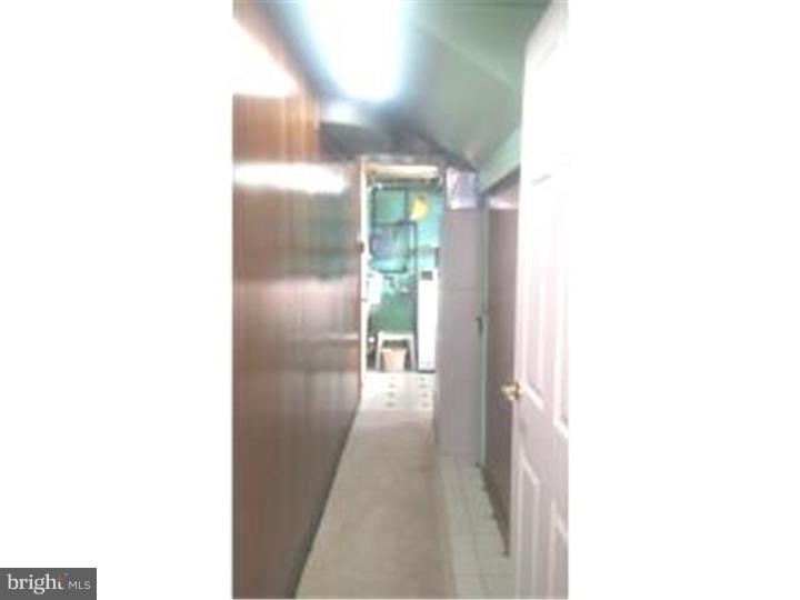 10920 Knights Road Philadelphia, PA 19154 - Photo 22 of 24 Laundry Room