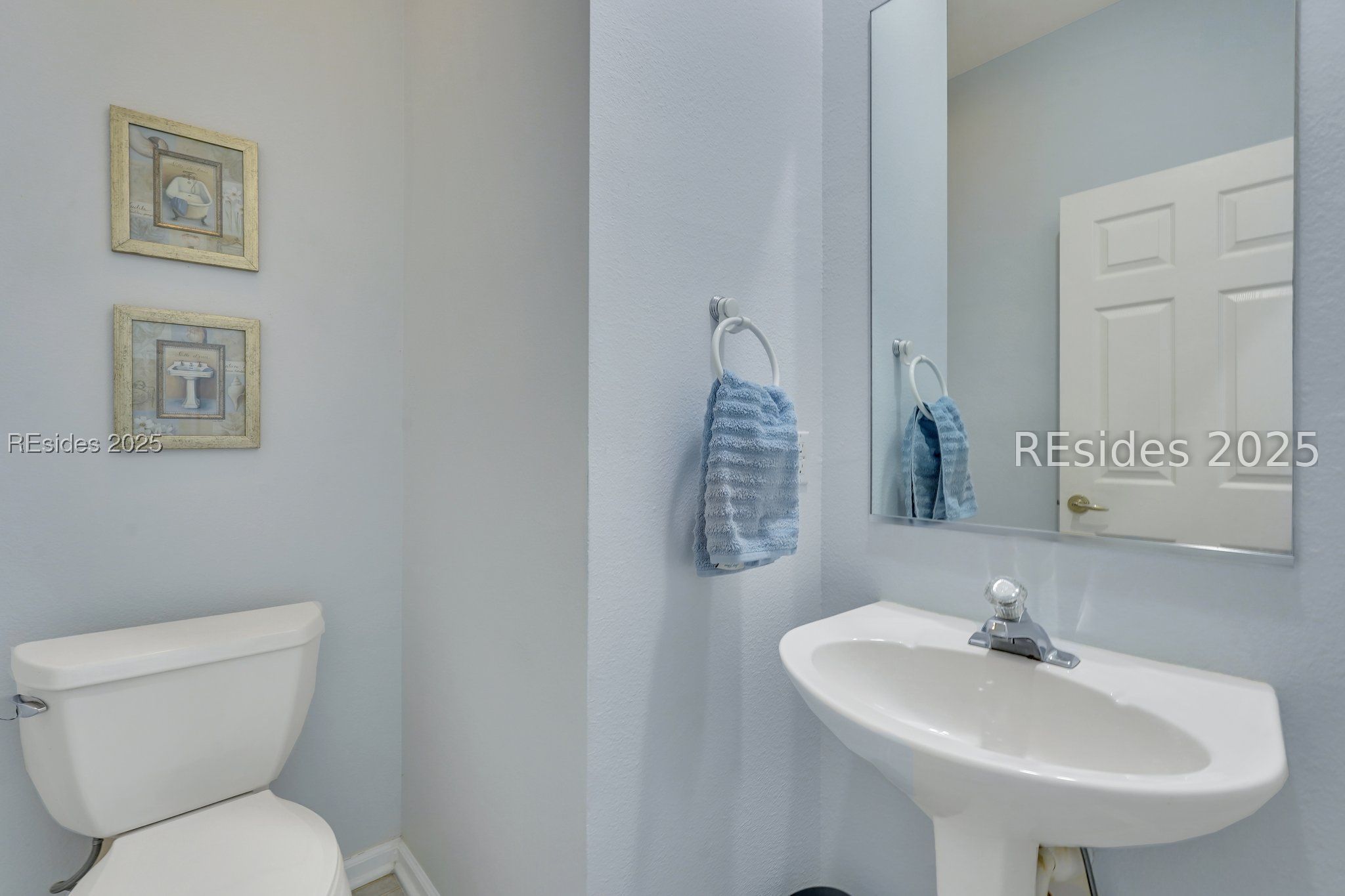 44 Hampton Circle Bluffton, SC 29909 - Photo 36 of 53 Half bathroom