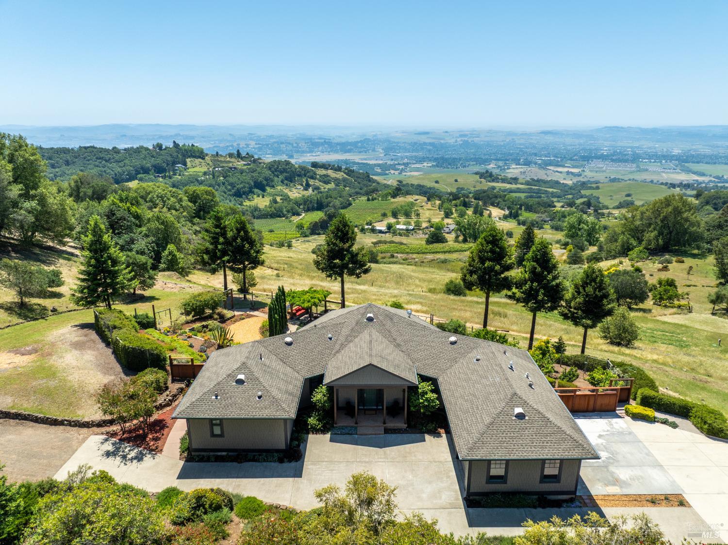 6649 Round Oak Road Penngrove, CA 94951 - Photo 4 of 57