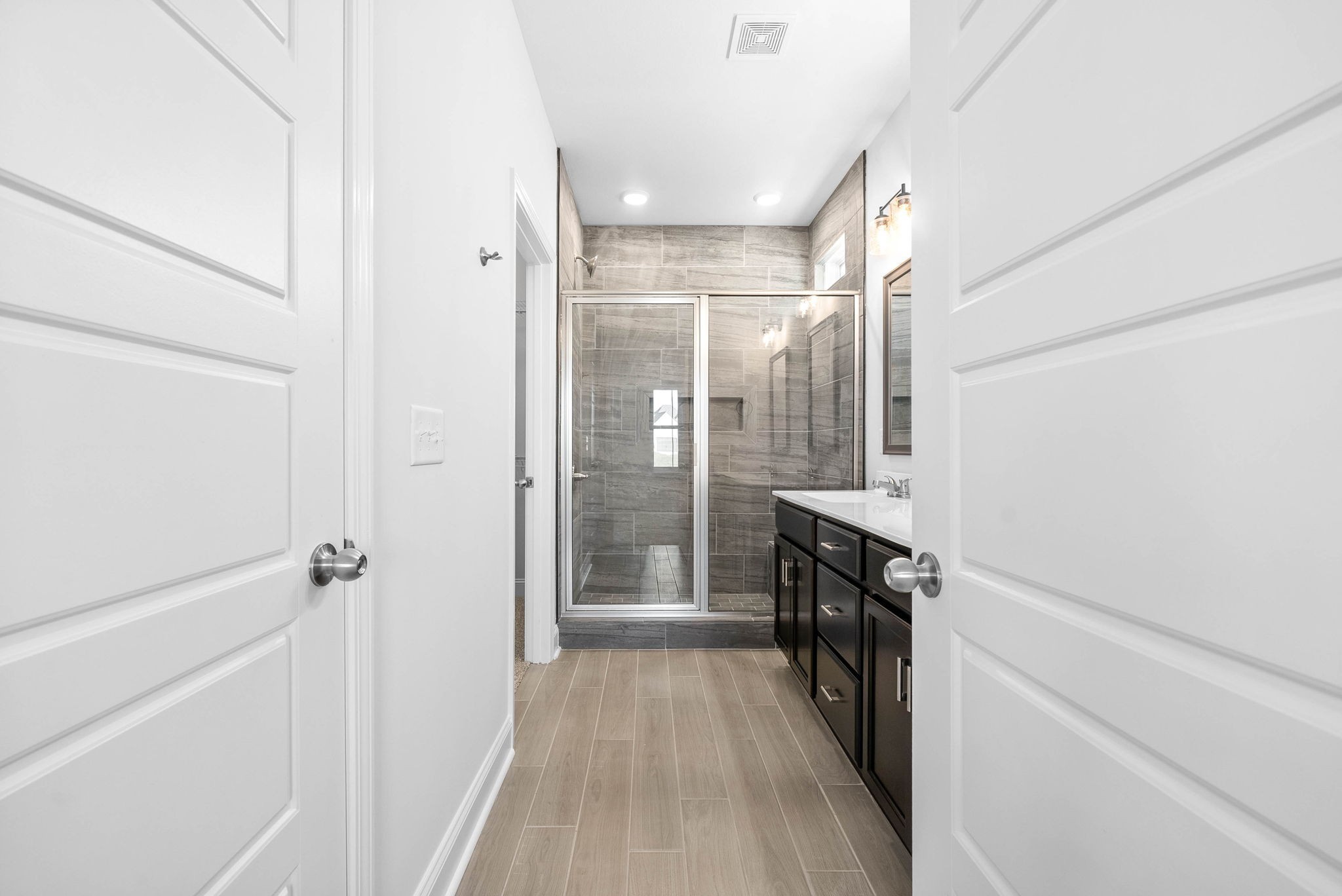 282 Elwell Road Clarksville, TN 37042 - Photo 20 of 33