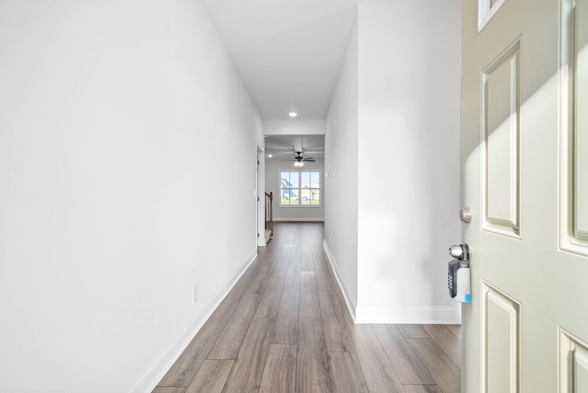 282 Elwell Road Clarksville, TN 37042 - Photo 5 of 33