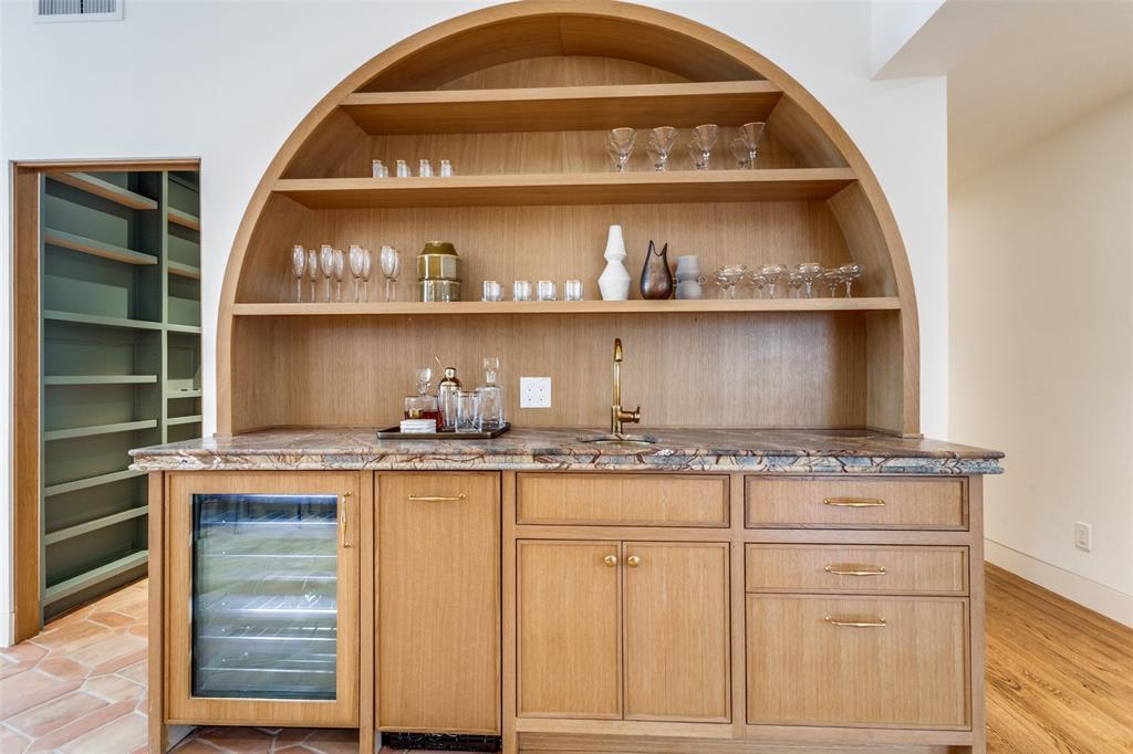 1308 San Rafael Drive Dallas, TX 75218 - Photo 19 of 40 a view of white cabinets