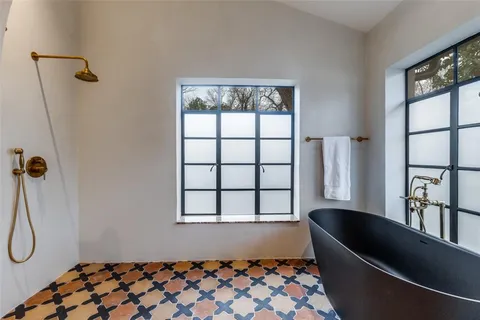 $2,600,000 | 1308 San Rafael Drive, Dallas, TX 75218