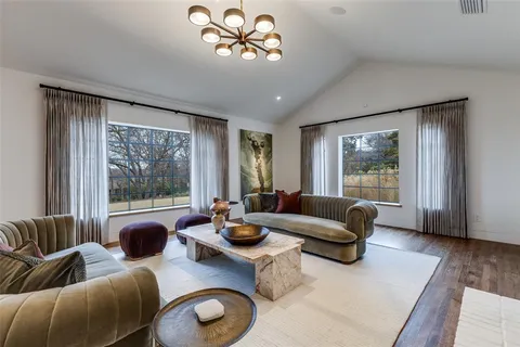 $2,600,000 | 1308 San Rafael Drive, Dallas, TX 75218