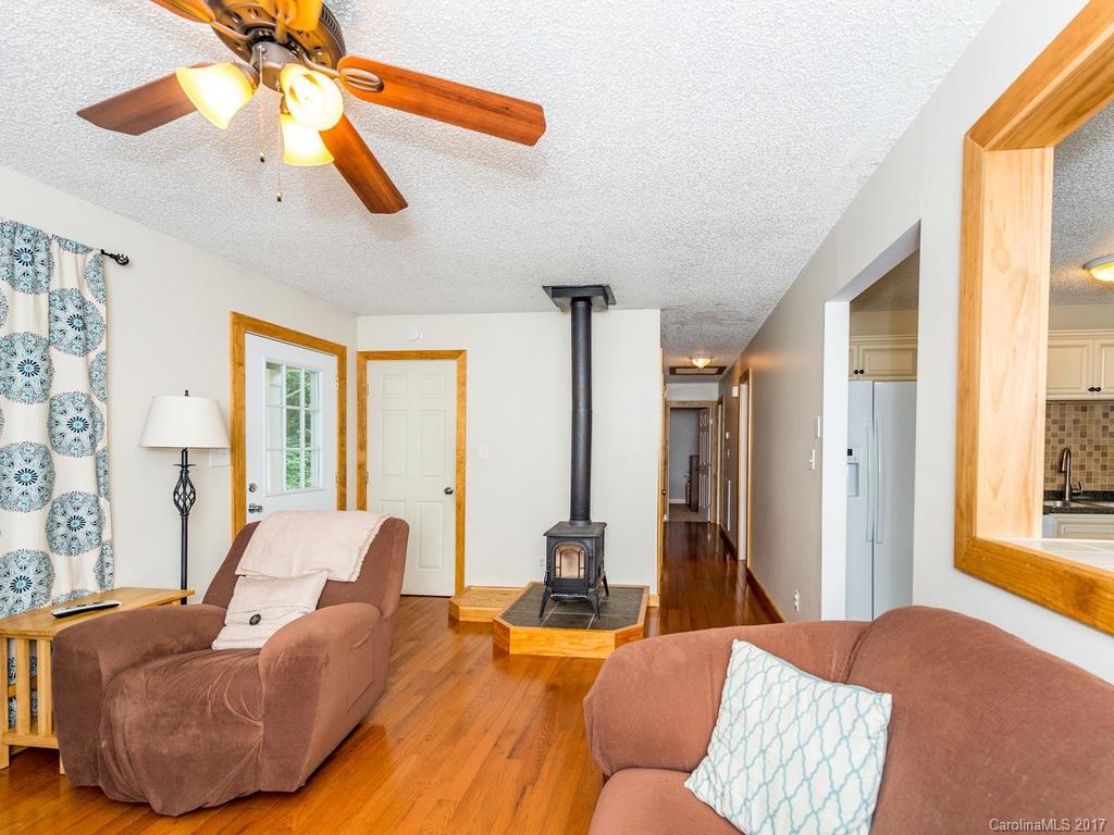 78 Church Road Fairview, NC 28730 - Photo 3 of 23 Gallery Image 3