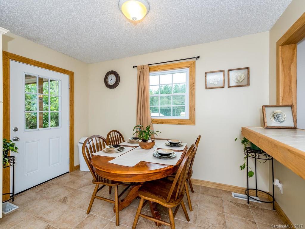 78 Church Road Fairview, NC 28730 - Photo 8 of 23 Gallery Image 8