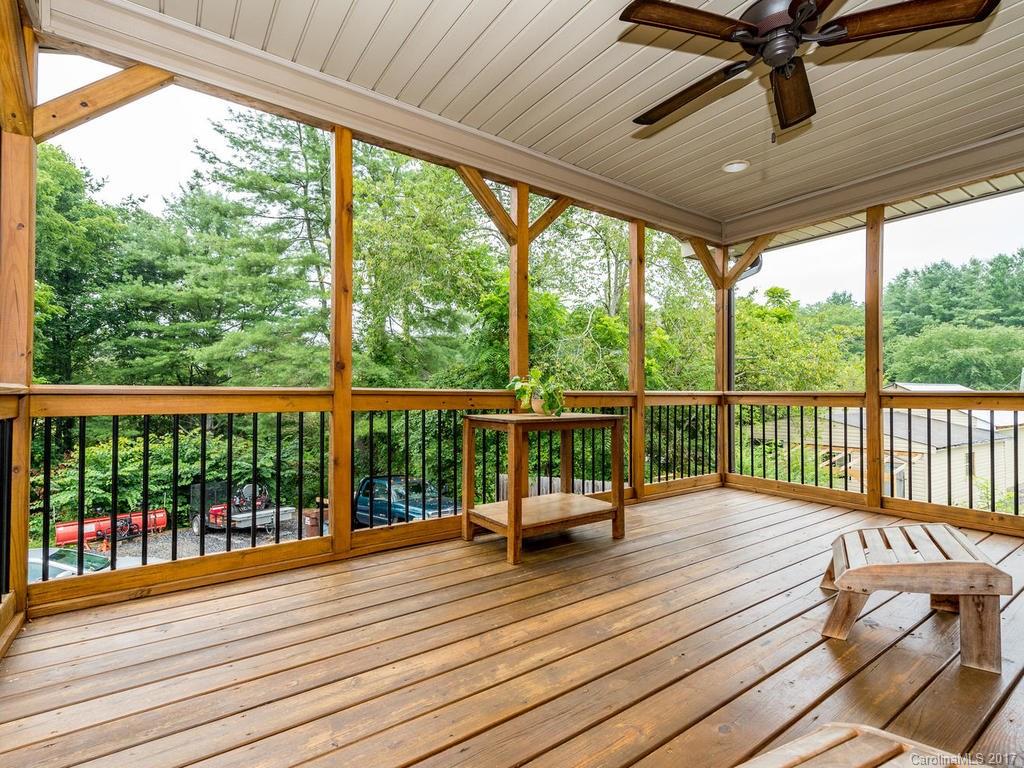 78 Church Road Fairview, NC 28730 - Photo 9 of 23 Gallery Image 9