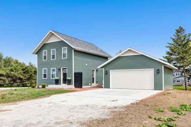 $375,000 | 10892 Stage Road, Brussels, WI 54204