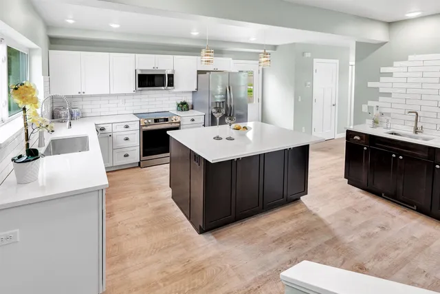 $375,000 | 10892 Stage Road, Brussels, WI 54204