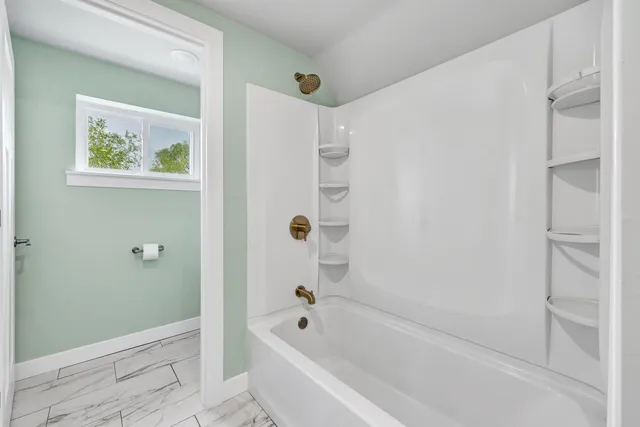 $375,000 | 10892 Stage Road, Brussels, WI 54204