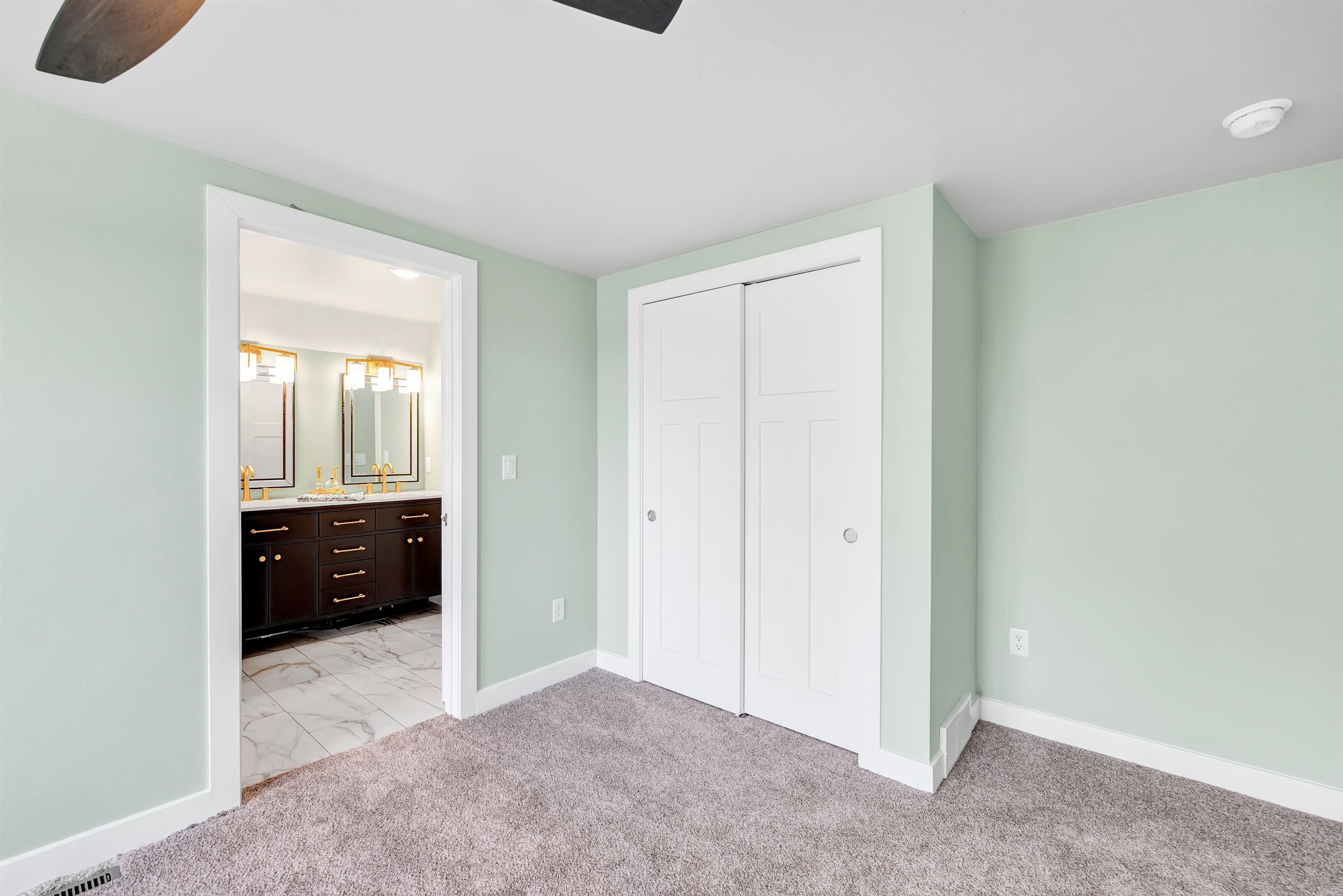 10892 Stage Road Brussels, WI 54204 - Photo 23 of 39