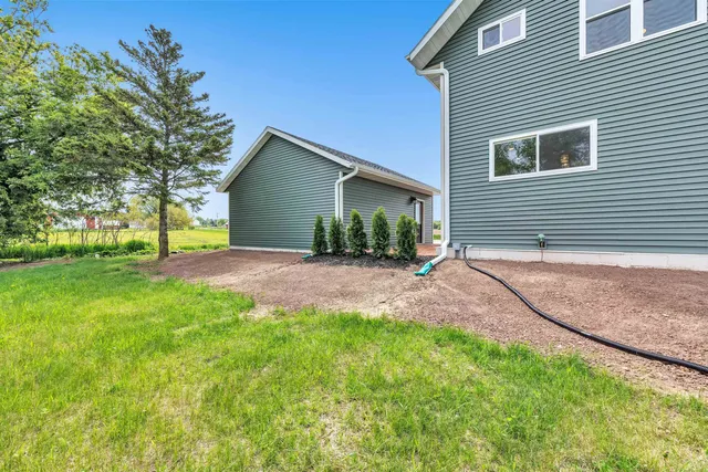 $375,000 | 10892 Stage Road, Brussels, WI 54204