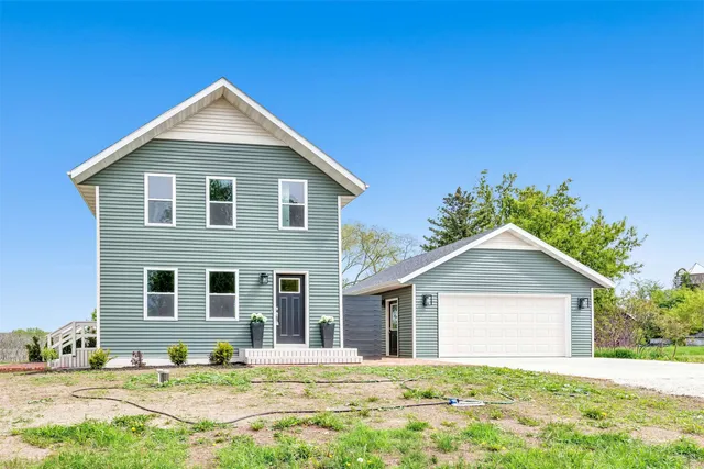 $375,000 | 10892 Stage Road, Brussels, WI 54204