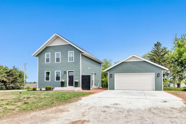$375,000 | 10892 Stage Road, Brussels, WI 54204