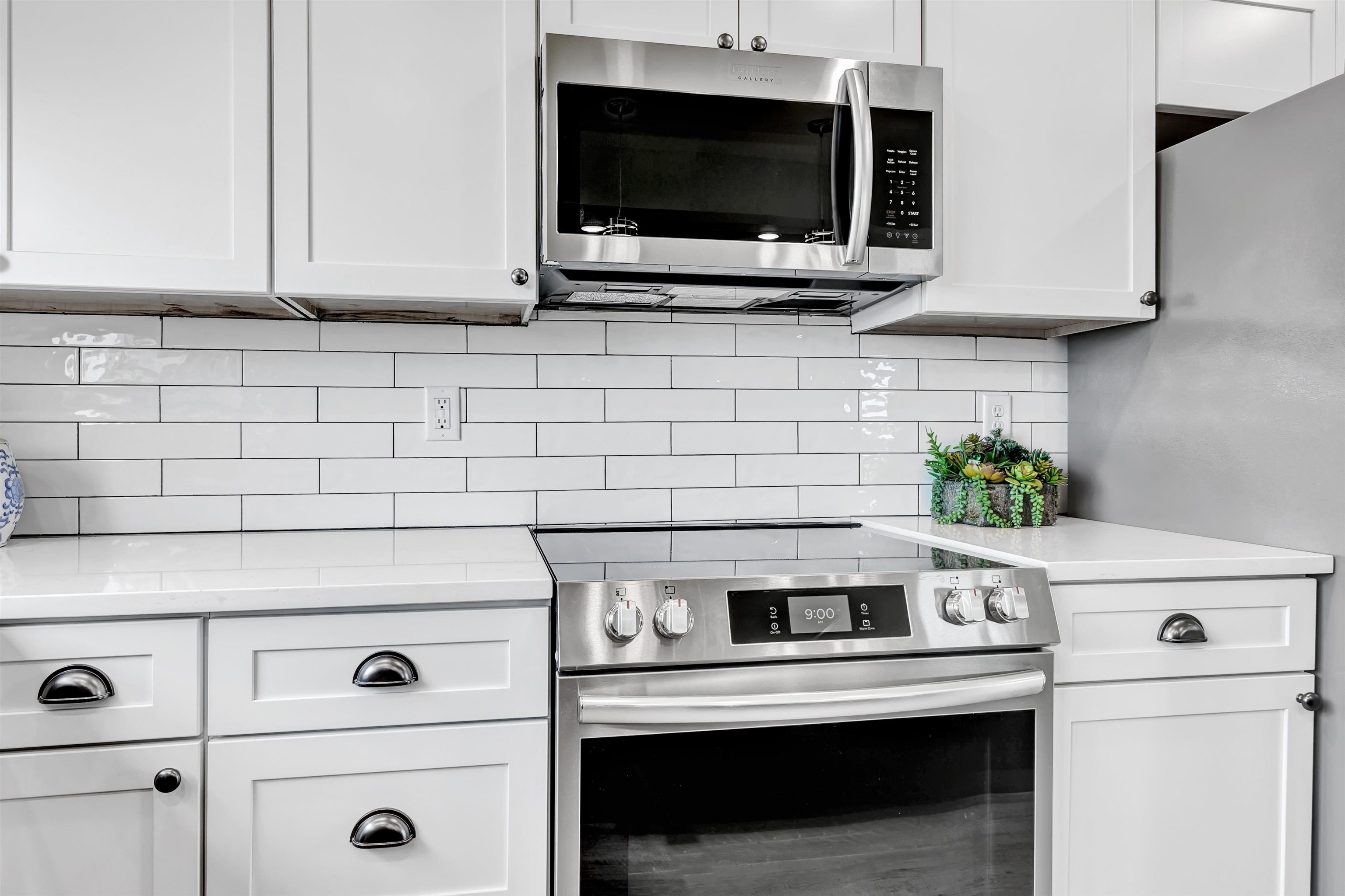 10892 Stage Road Brussels, WI 54204 - Photo 9 of 39