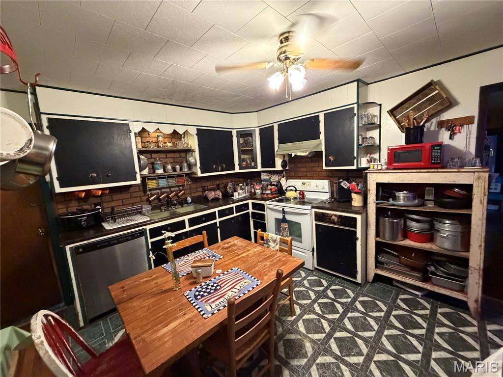 8286 Lockman Street Winona, MO 65588 - Photo 4 of 20