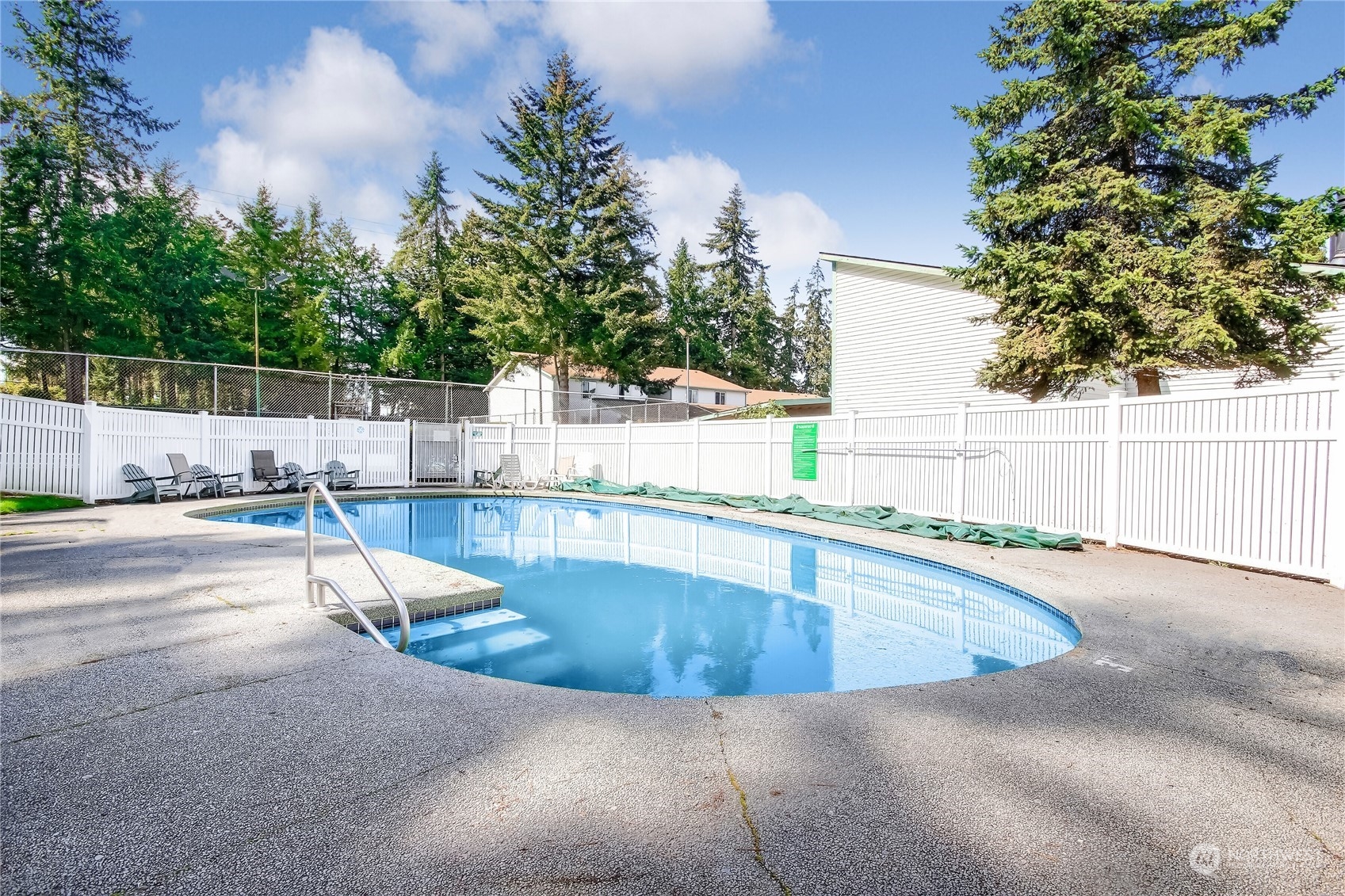 2003 Southwest 318th Place, Unit D8 Federal Way, WA 98023 - Photo 32 of 35 a view of a swimming pool