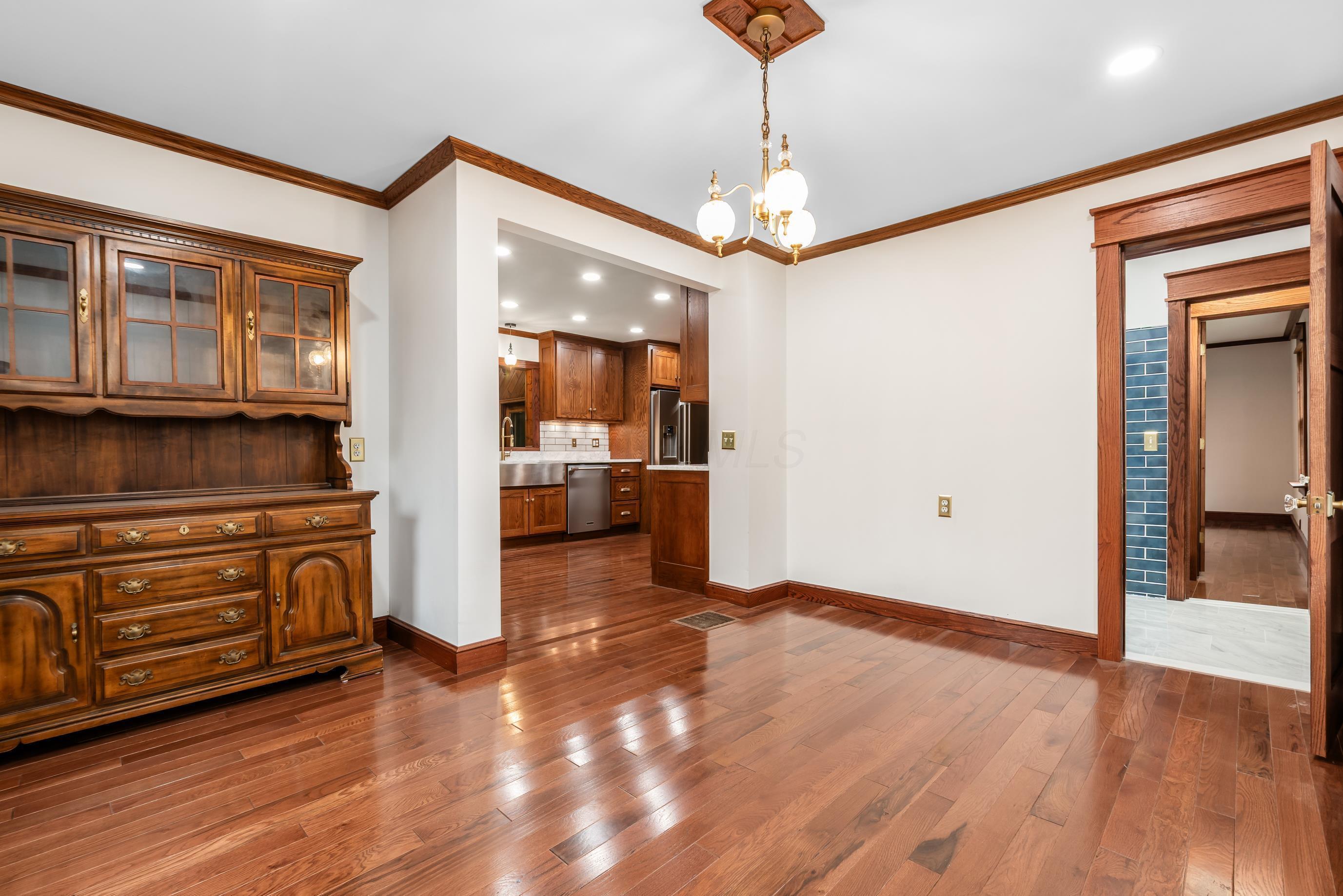 3229 Nolan Road Zanesville, OH 43701 - Photo 21 of 53 3229 Nolan-dining room 2