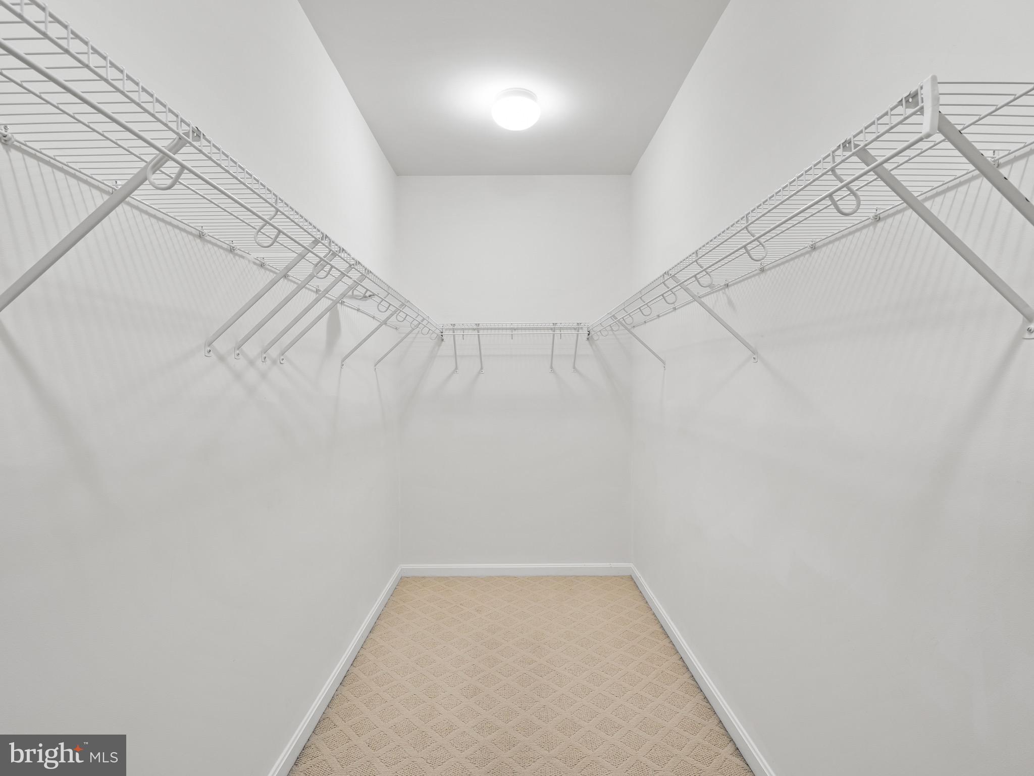 24793 Shells Way Aldie, VA 20105 - Photo 22 of 35 Gallery Image 22