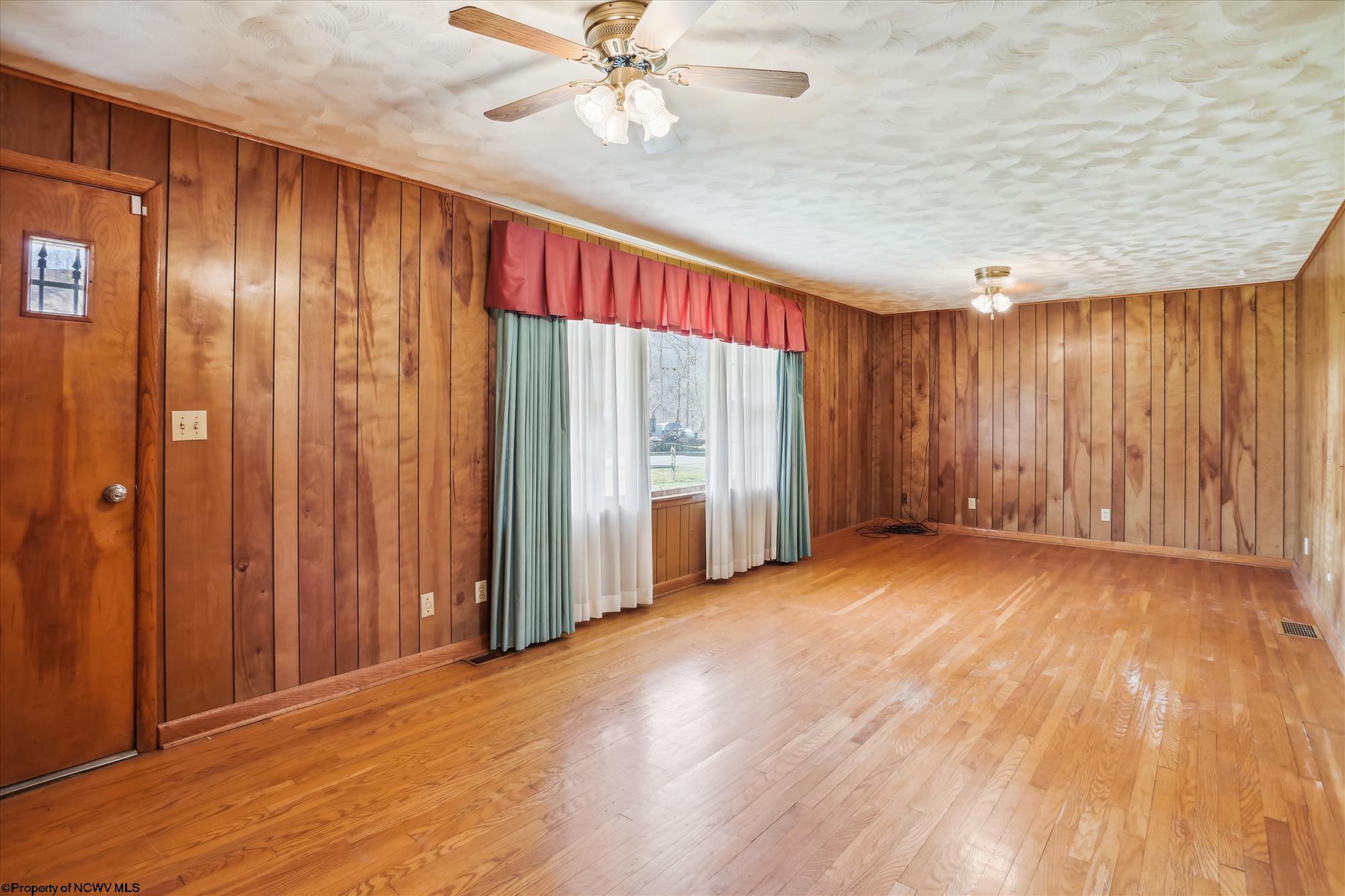 87 Sunset Heights Road Hambleton, WV 26269 - Photo 5 of 30 Gallery Image 5
