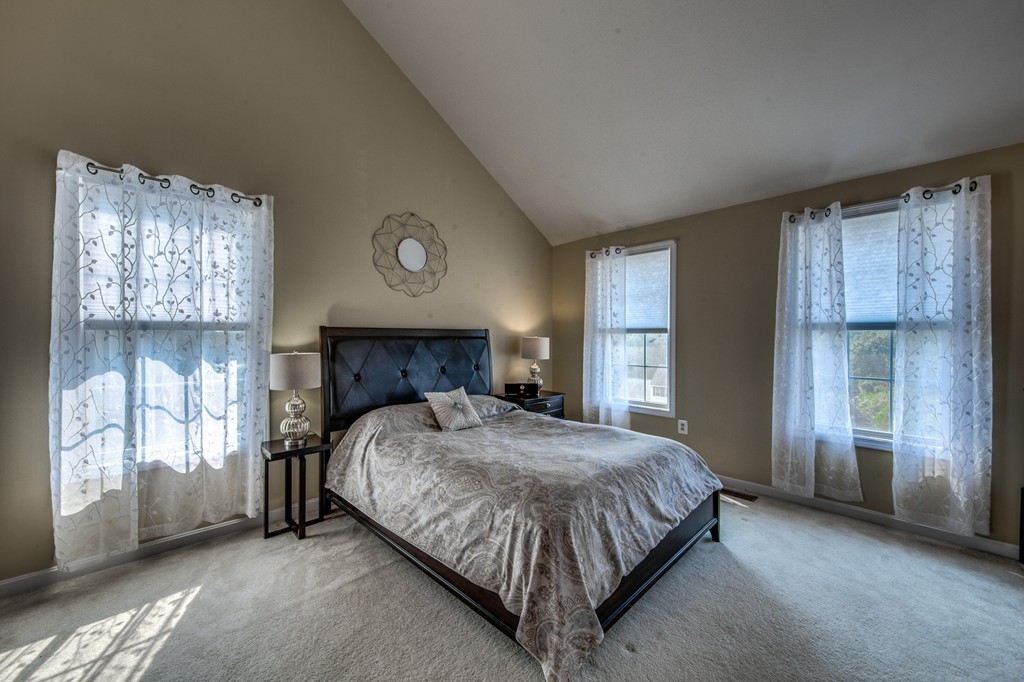 94 Autumn Road Dracut, MA 01826 - Photo 11 of 20