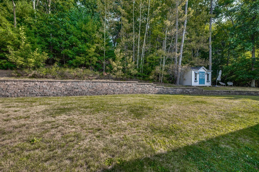 94 Autumn Road Dracut, MA 01826 - Photo 17 of 20