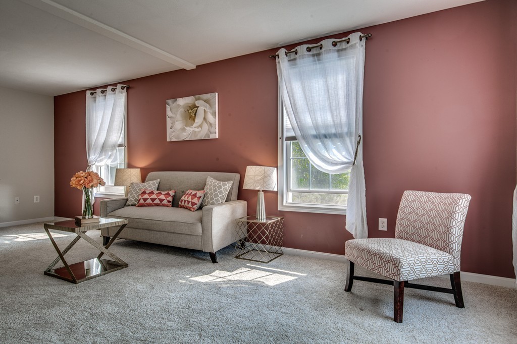 94 Autumn Road Dracut, MA 01826 - Photo 6 of 20